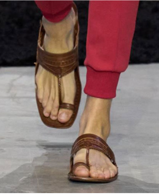 '영감'인가 '도용'인가