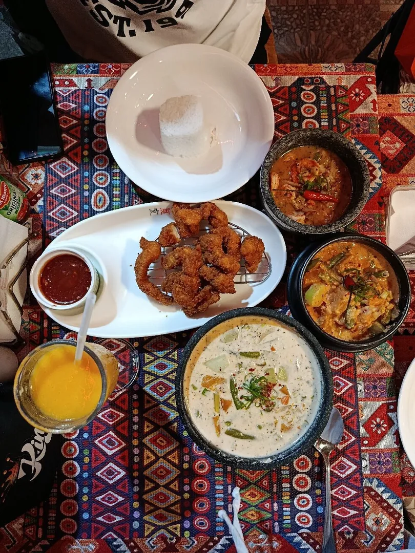 보홀 알로나 비치 맛집 이미지