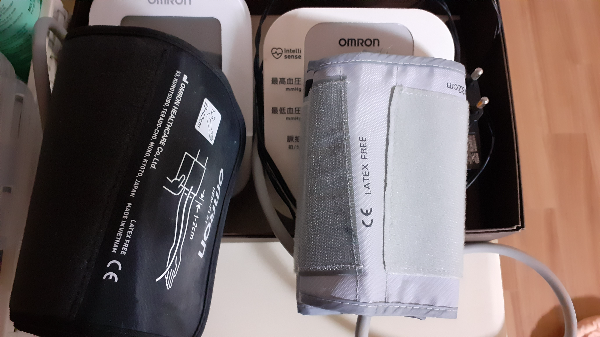 혈압계-팔목압박기
