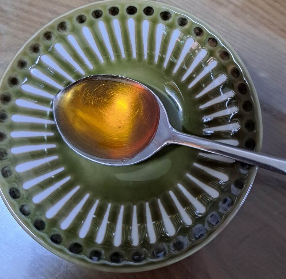 미나리 무침 재료 참기름 1스푼