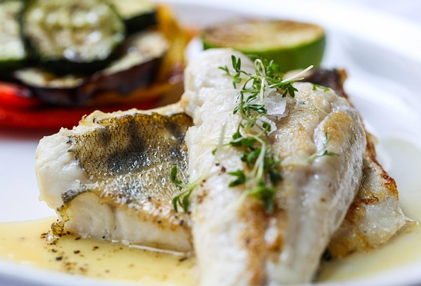 생선 음식 사진