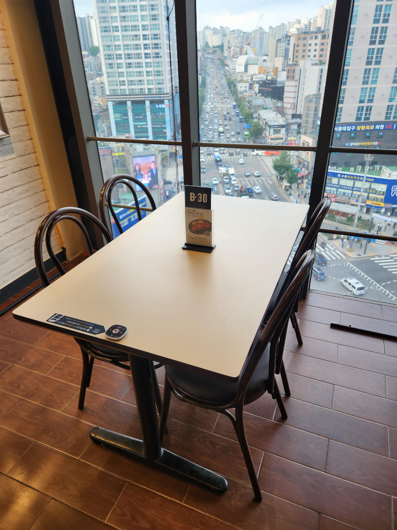 애슐리퀸즈 서울대입구점