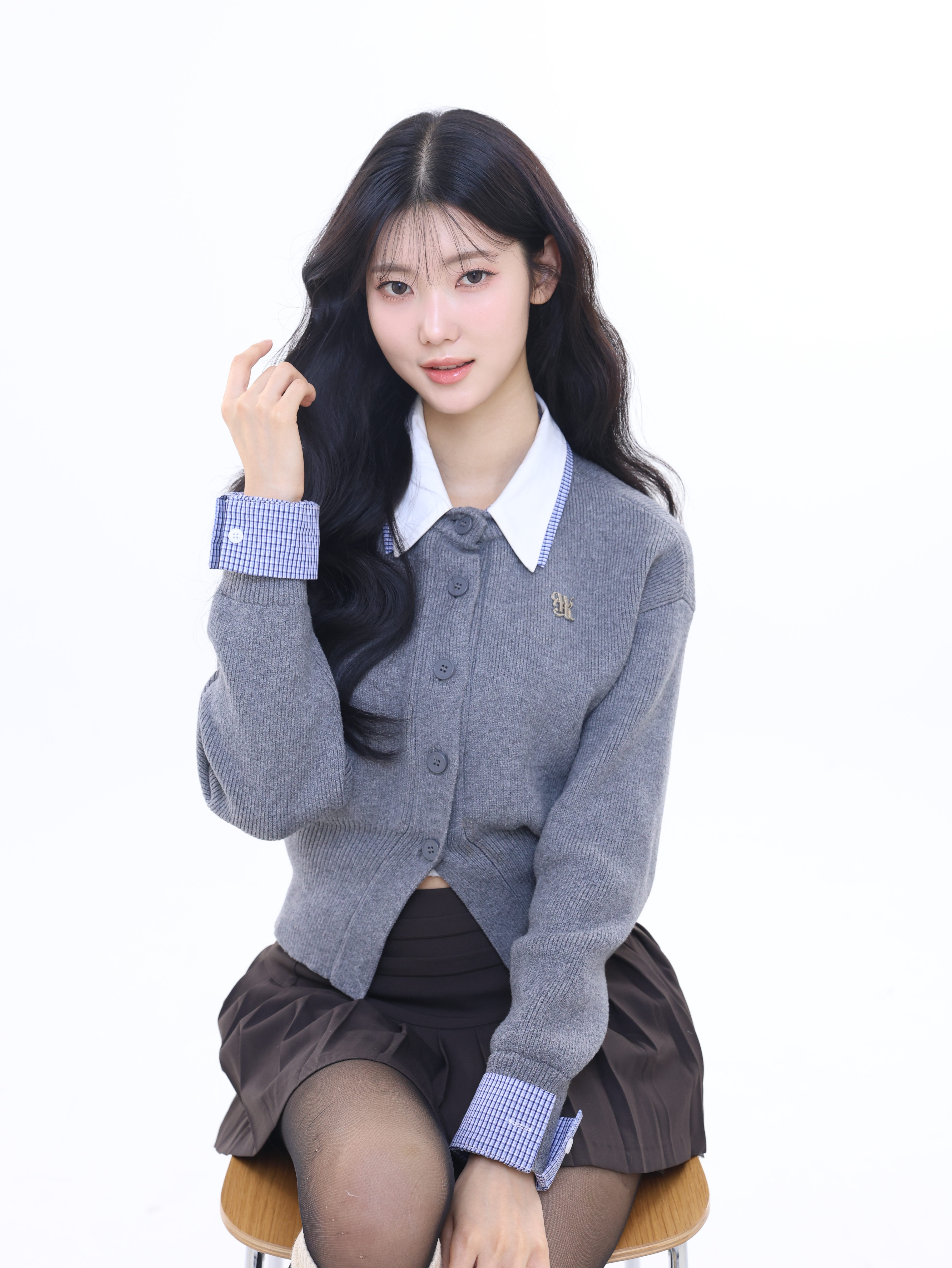 천안 프로필사진 순백스튜디오 — 모델 프로필 헤어메이크업과 함께 촬영 3