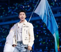 임영웅 영화: 콘서트 실황 영화 '아임히어로 더 스타디움' 및 OTT 시청 정보