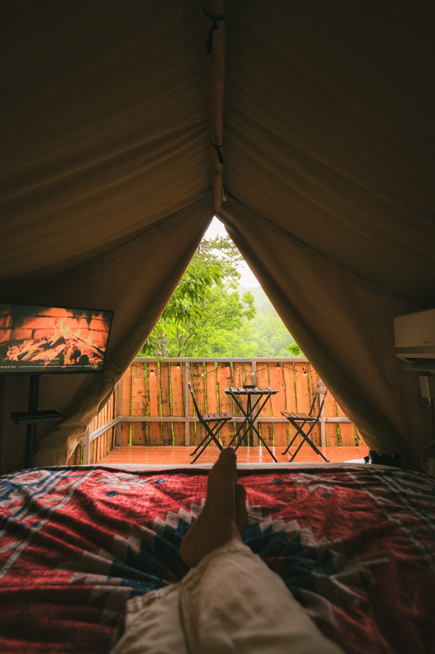 여울지숲속캠핑장_텐트내부