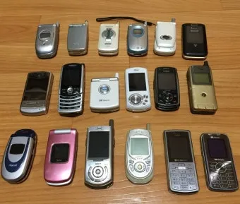 구형 휴대폰 모토로라 킥슬라이드폰 Z8M 완벽 복고 가이드_3