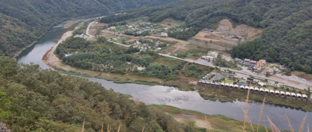 산에서-내려다본-마을-풍경
