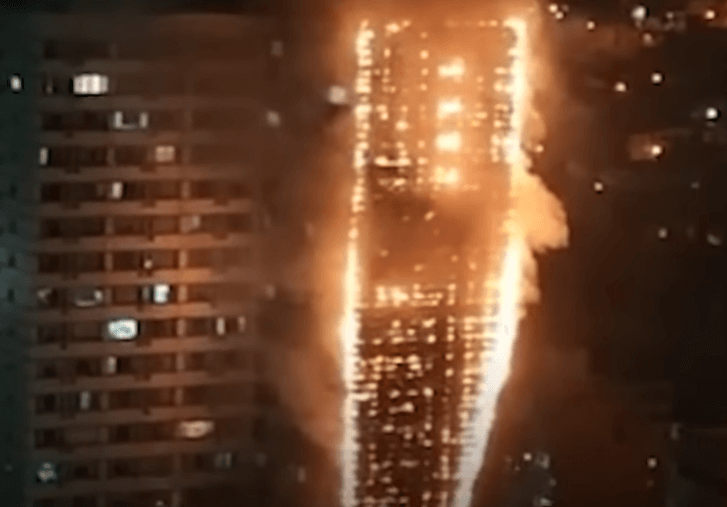 높은-건물이-불타고-있다