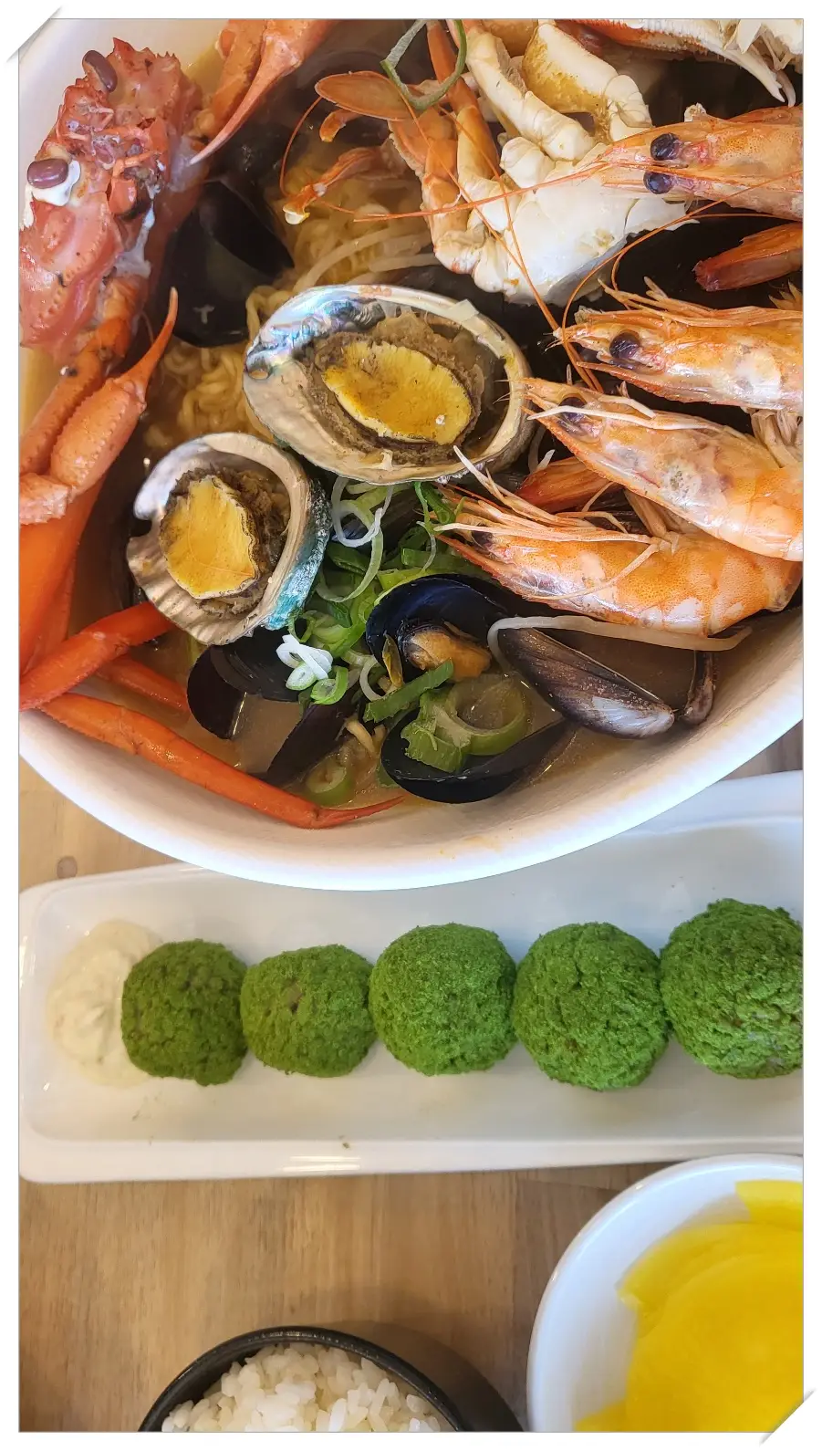 홍게라면-주먹밥