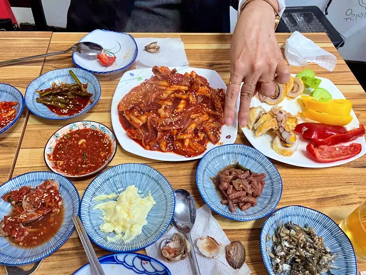 이국주 이현이 송해나 홍성기 이모 맘대로 이모카세 실내포차 은평구 대조동 역촌역 술집 맛집