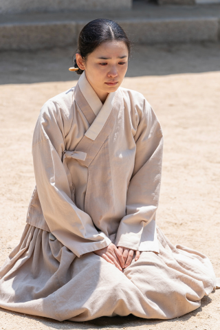 왕과 사는 남자 400만