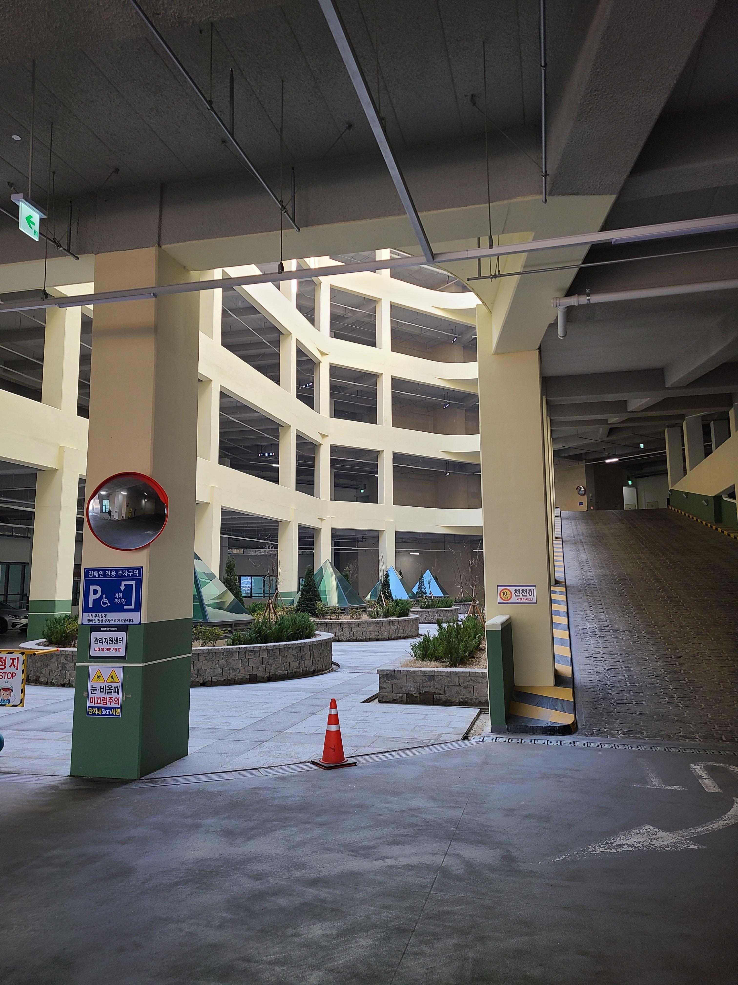 고덕 G1타워 1층 내부1