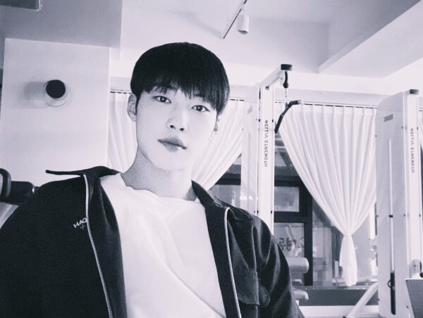 흑백사진-우도환-배우님