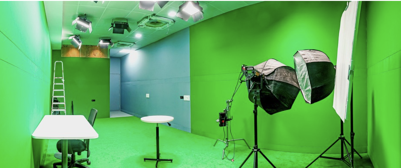 독립영화 속 로컬리티의 힘: 스크린에 새겨진 지역의 혼과 이야기에 미치는 다층적인 영향