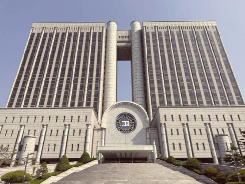 불구속 기소와 구속 기소의 차이점