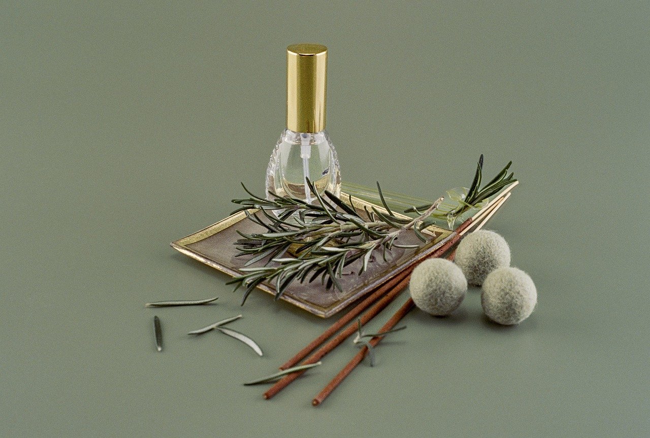 일상에 자연을 더하다: 공간별 감성 오일 블렌딩 레시피 5가지