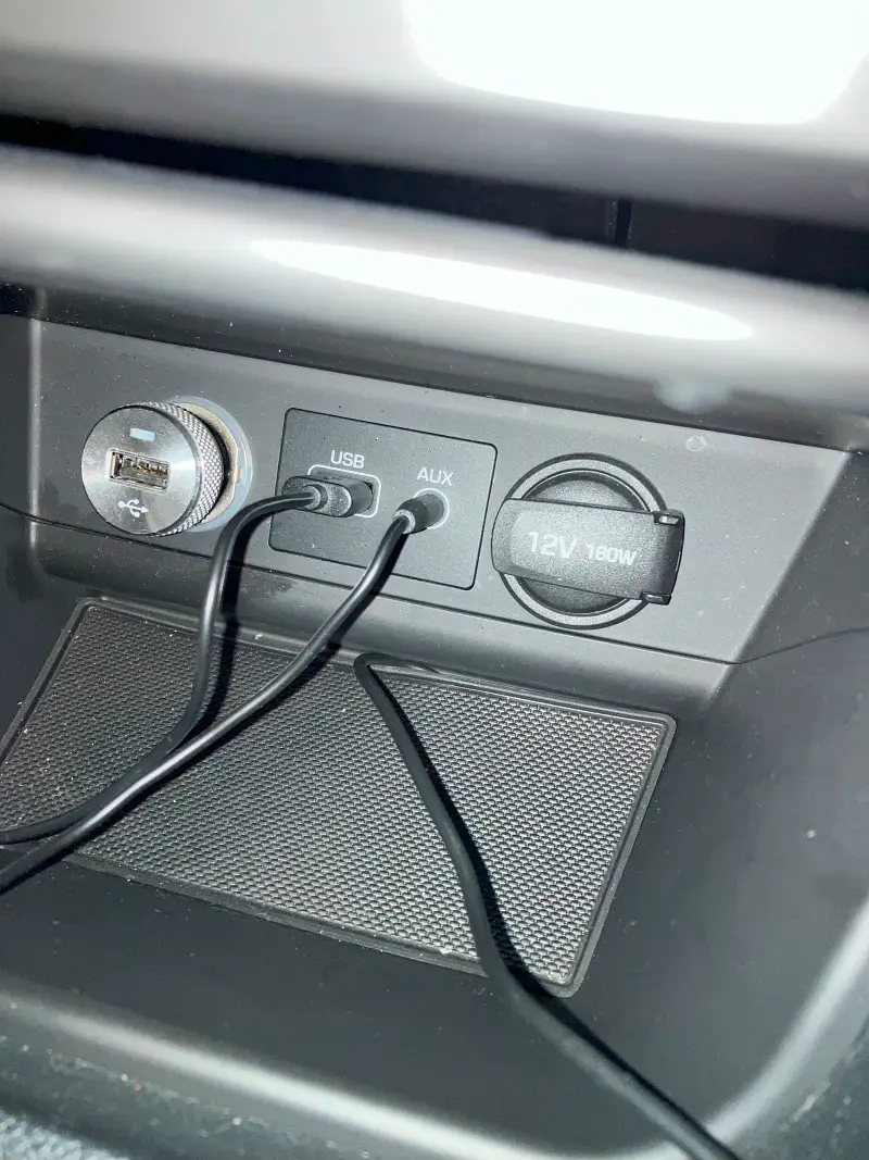 AUX-케이블-USB-케이블