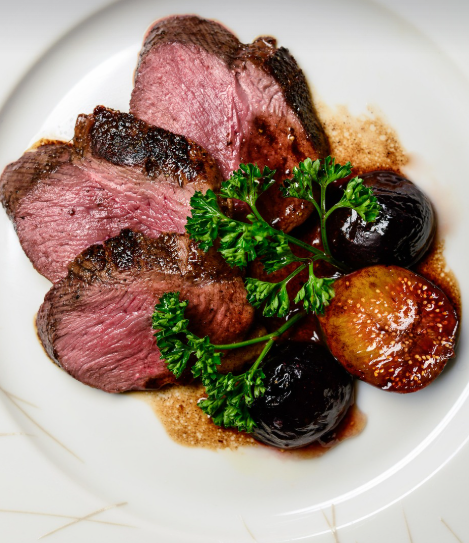 오리고기 요리의 모습