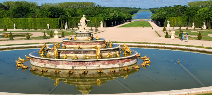 베르사유 궁전 밖 라토나 분수