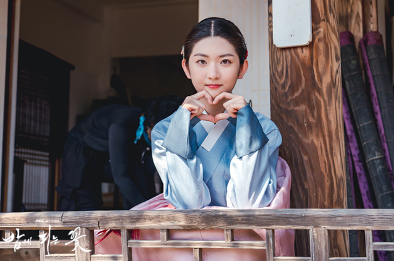 드라마 밤에 피는 꽃