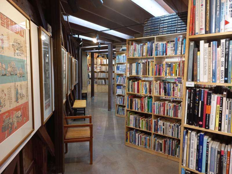 삼례 책마을 헌책방 내부