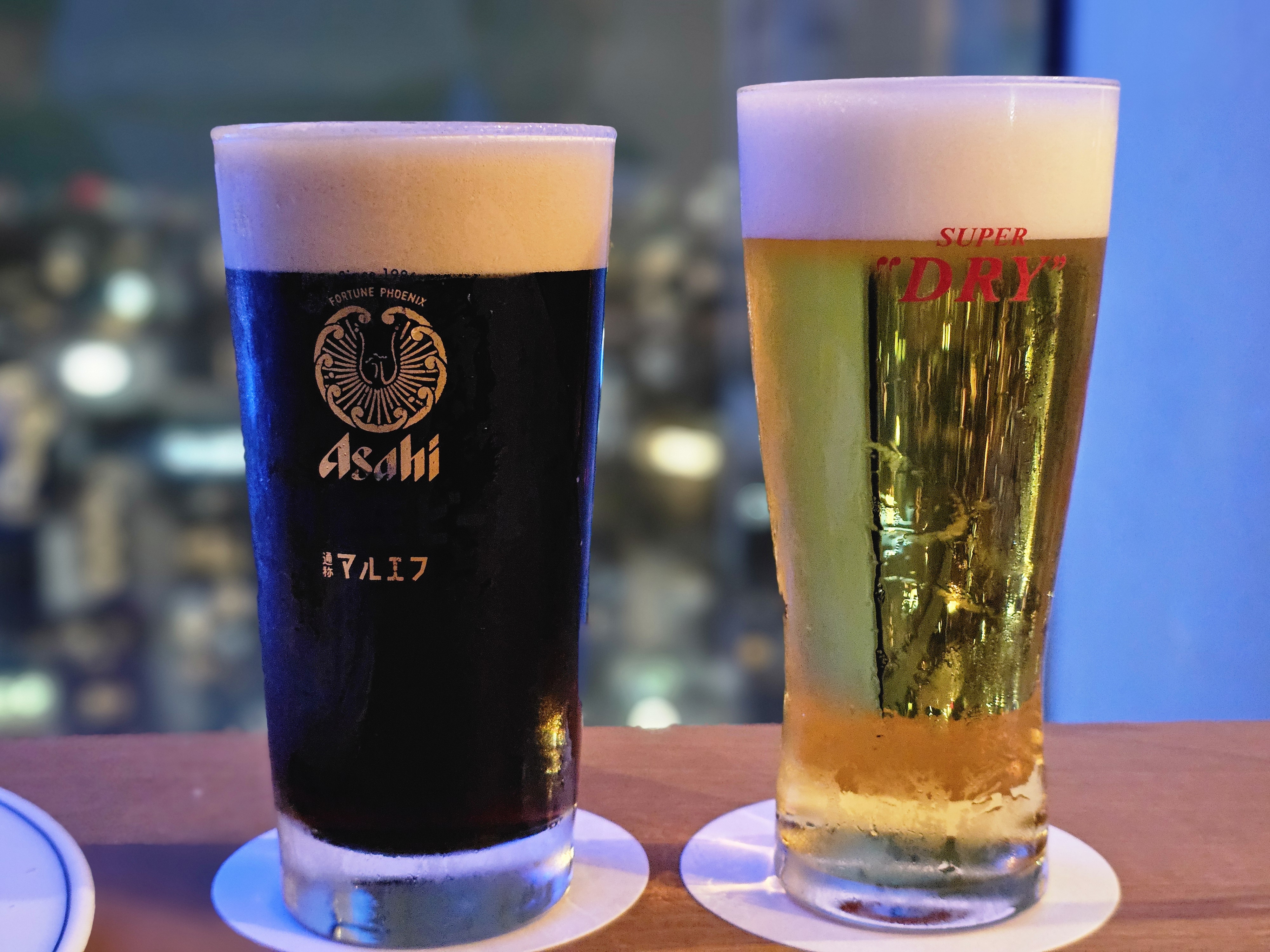 아사히 쿠로 나마비루와 아사히 슈퍼 드라이 엑스트라 콜드