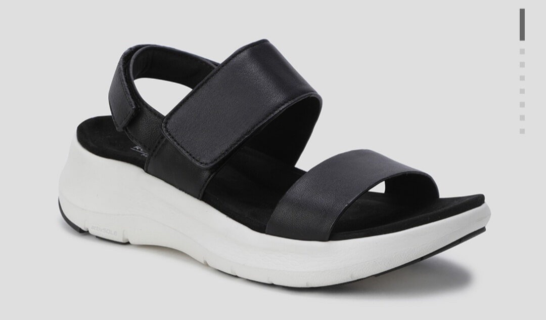 락포트 퀴에라 샌들