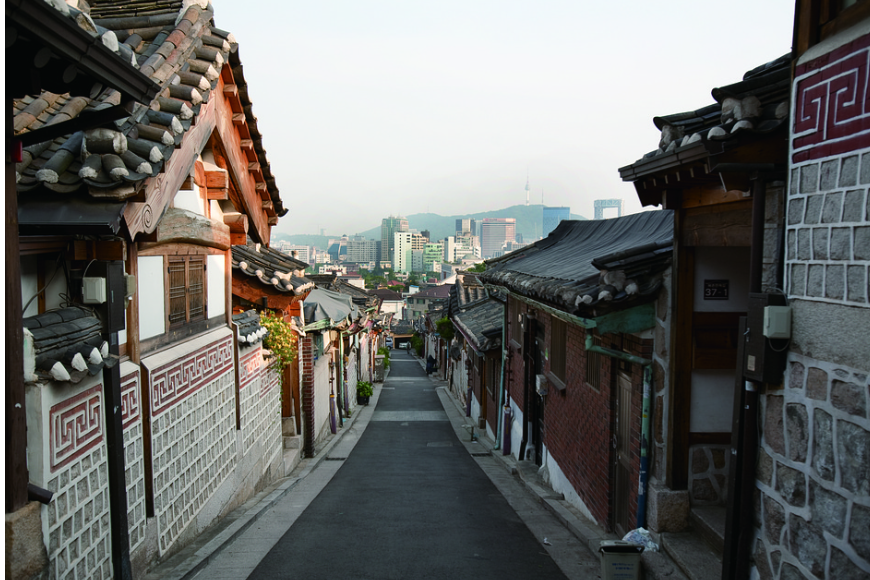 겨울의 정취를 더하는 전통 한옥 스테이 여행