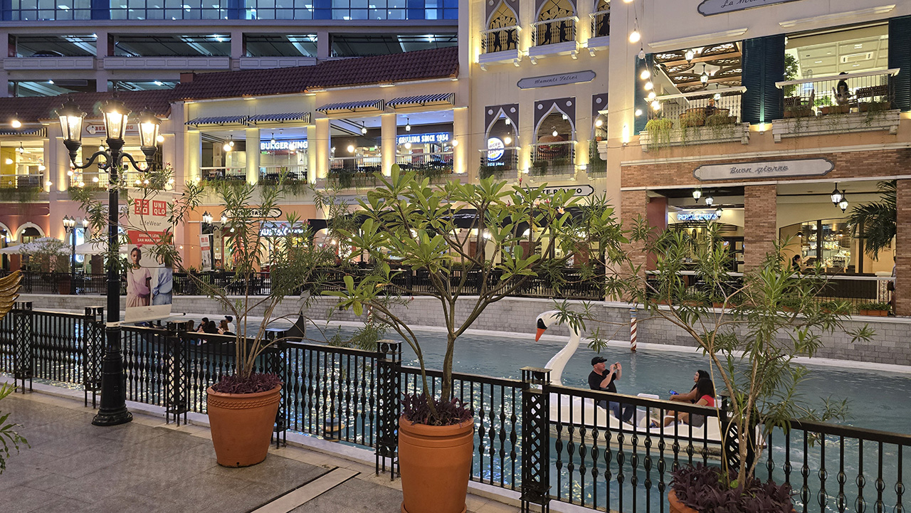 마닐라 베니스몰 오리배