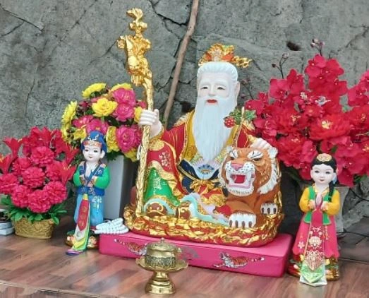 산신령 불상