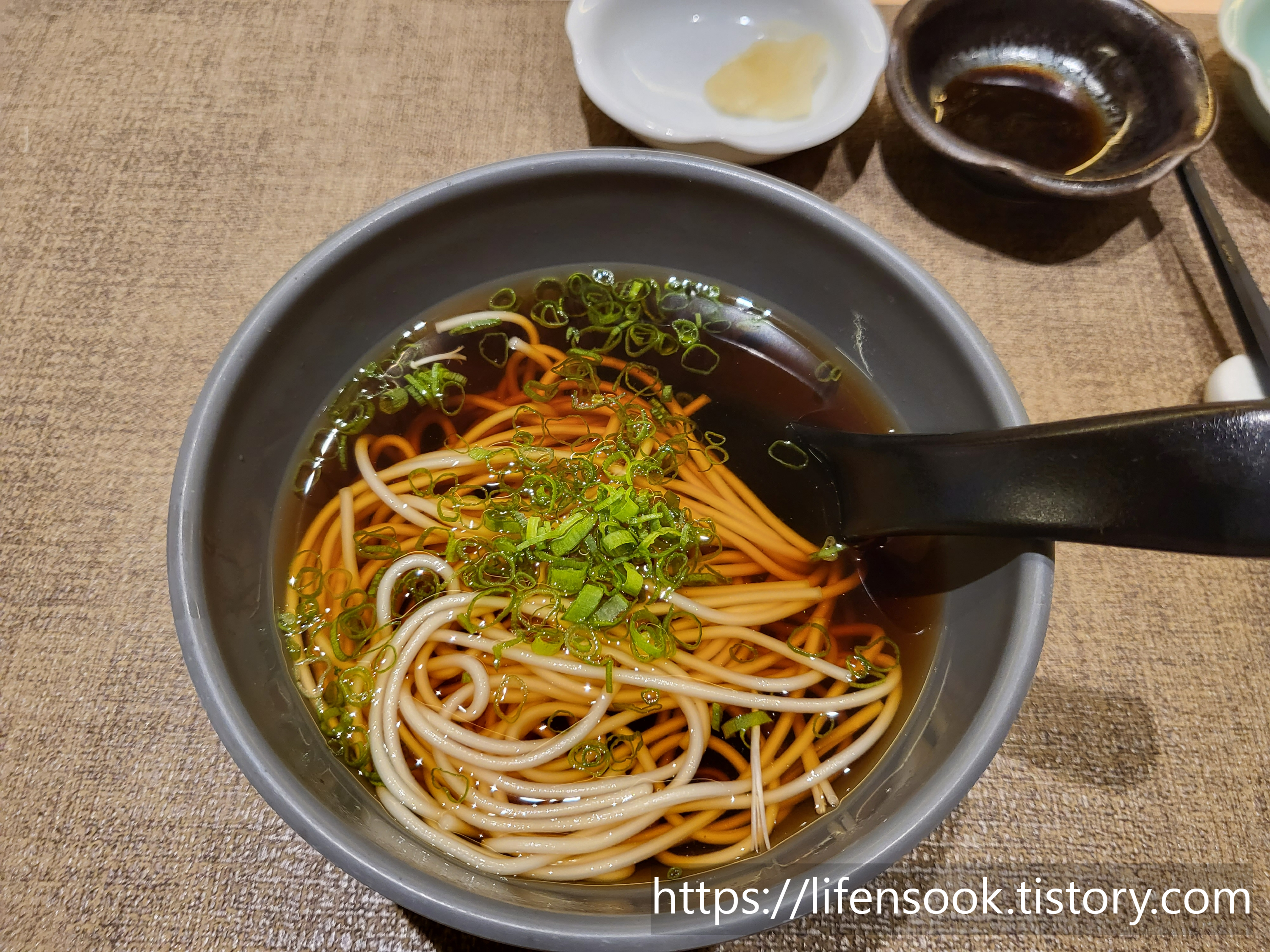 스시유우히 표고버섯국수 1