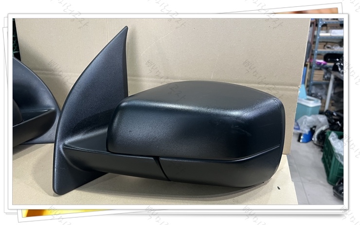 랜드로버 프리랜더2 중고 사이드미러 정면부