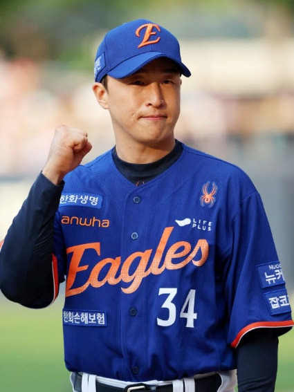 충격 FA중 손아섭만 비행기 못 탔다 한화 계약이 현실적