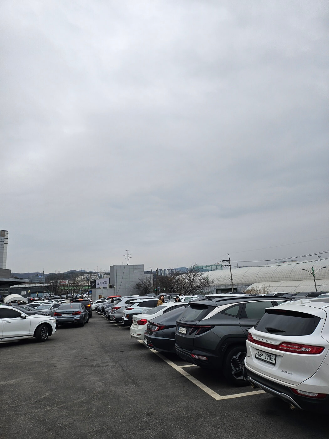 기흥한섬팩토리-주차장