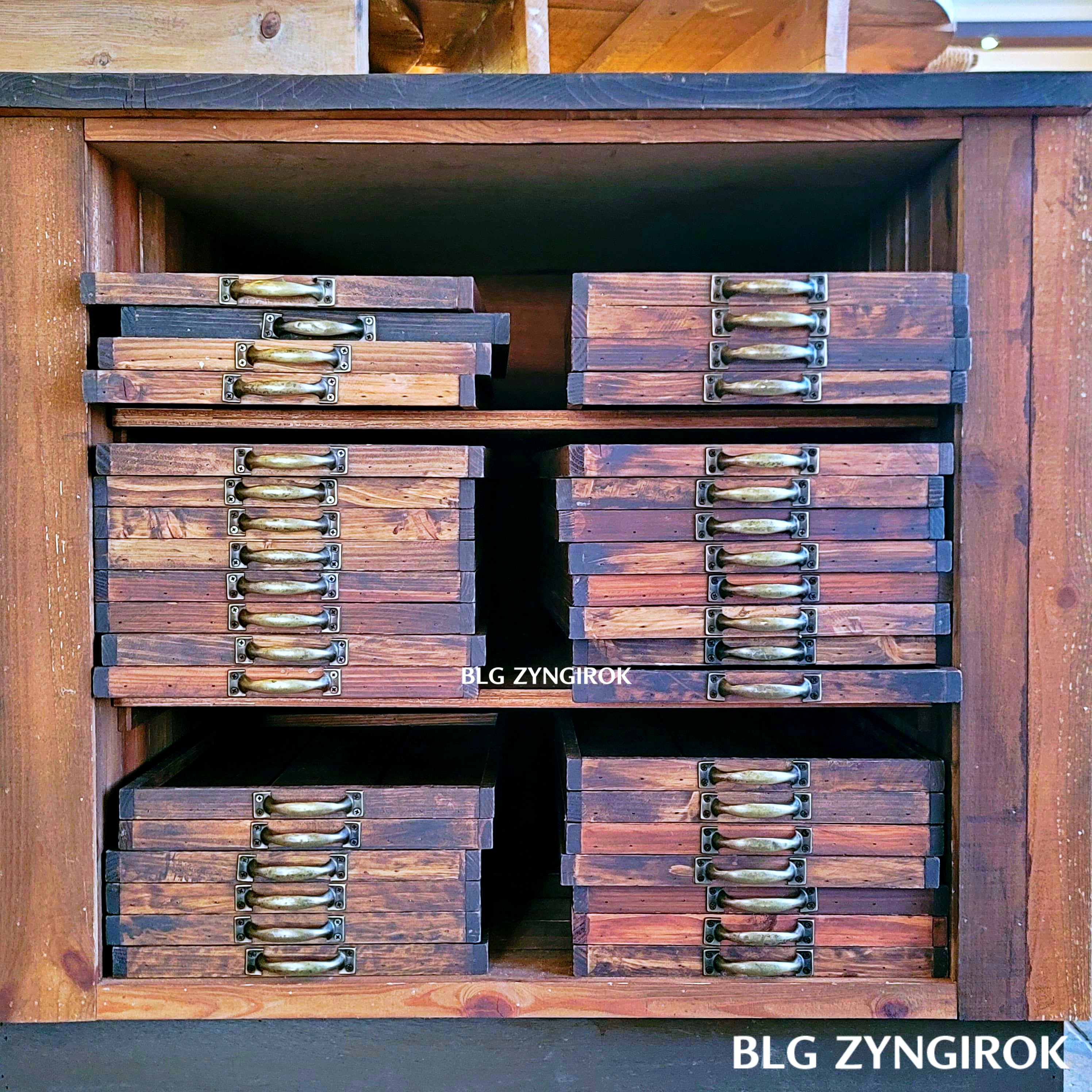 양주 카페 럿지 LODGE 베이커리 트레이 모습이다.