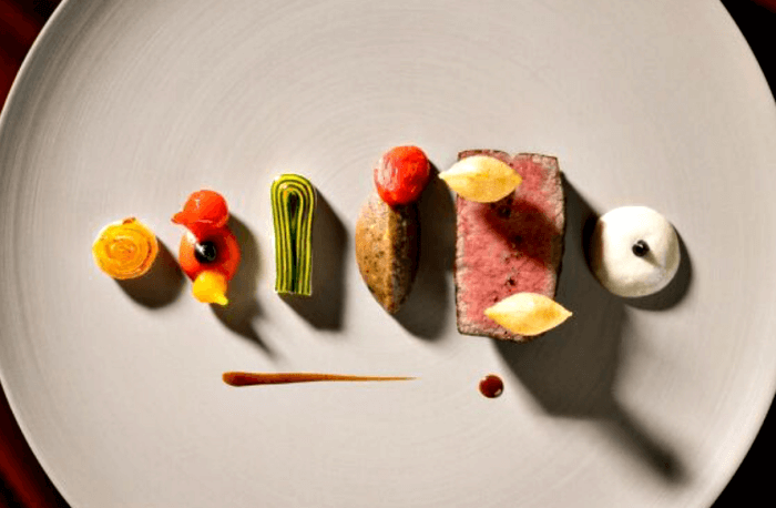 잘-차려진-고급음식