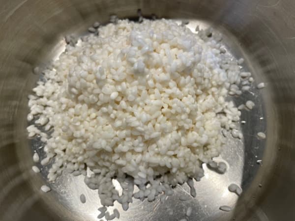 Cooking the rice in a pot for Rumi Kimbap