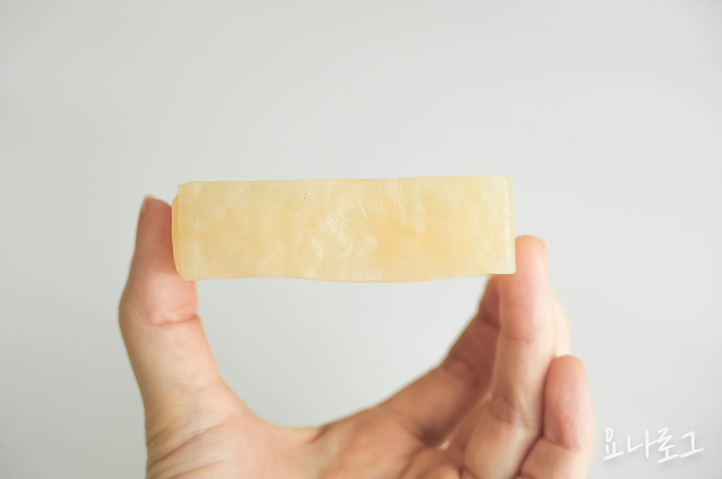 러쉬 러쉬비누 비누추천 레몬비누 여자친구선물 남자친구선물 대학생선물추천 LUSH Bohemian 바디워시 바디워시추천 샤워젤 샤워젤추천 러쉬보헤미안 러시비누 러쉬솝 바디크림 바디로션