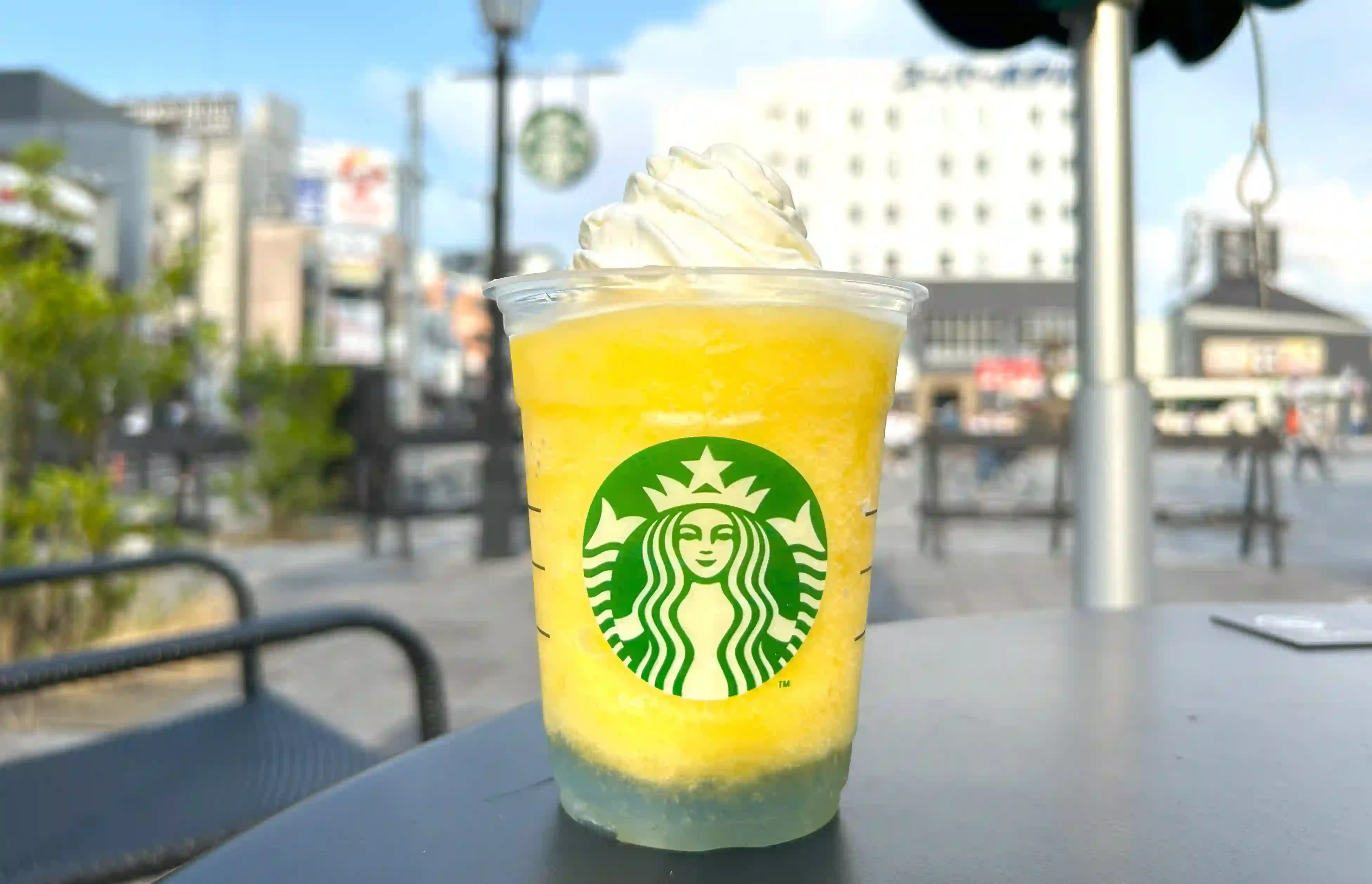 '선샤인 파인 프라푸치노®'는 어떤 맛일까