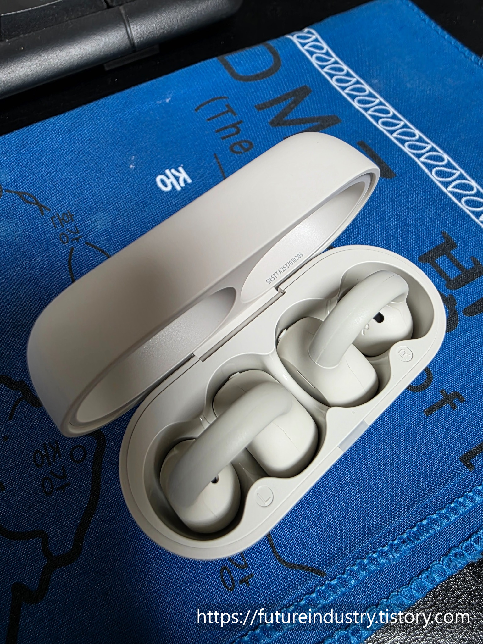 오픈형이어폰, 필립스TAQ2000, 블루투스이어폰추천, 걷기운동템, 장거리걷기, 운동용이어폰, 착용감좋은이어폰, 귀압없음, 생활방수이어폰, 이어폰리뷰