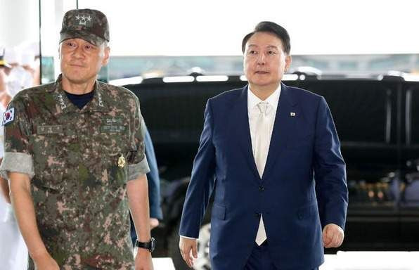 비상계엄 당시 김명수 합참의장