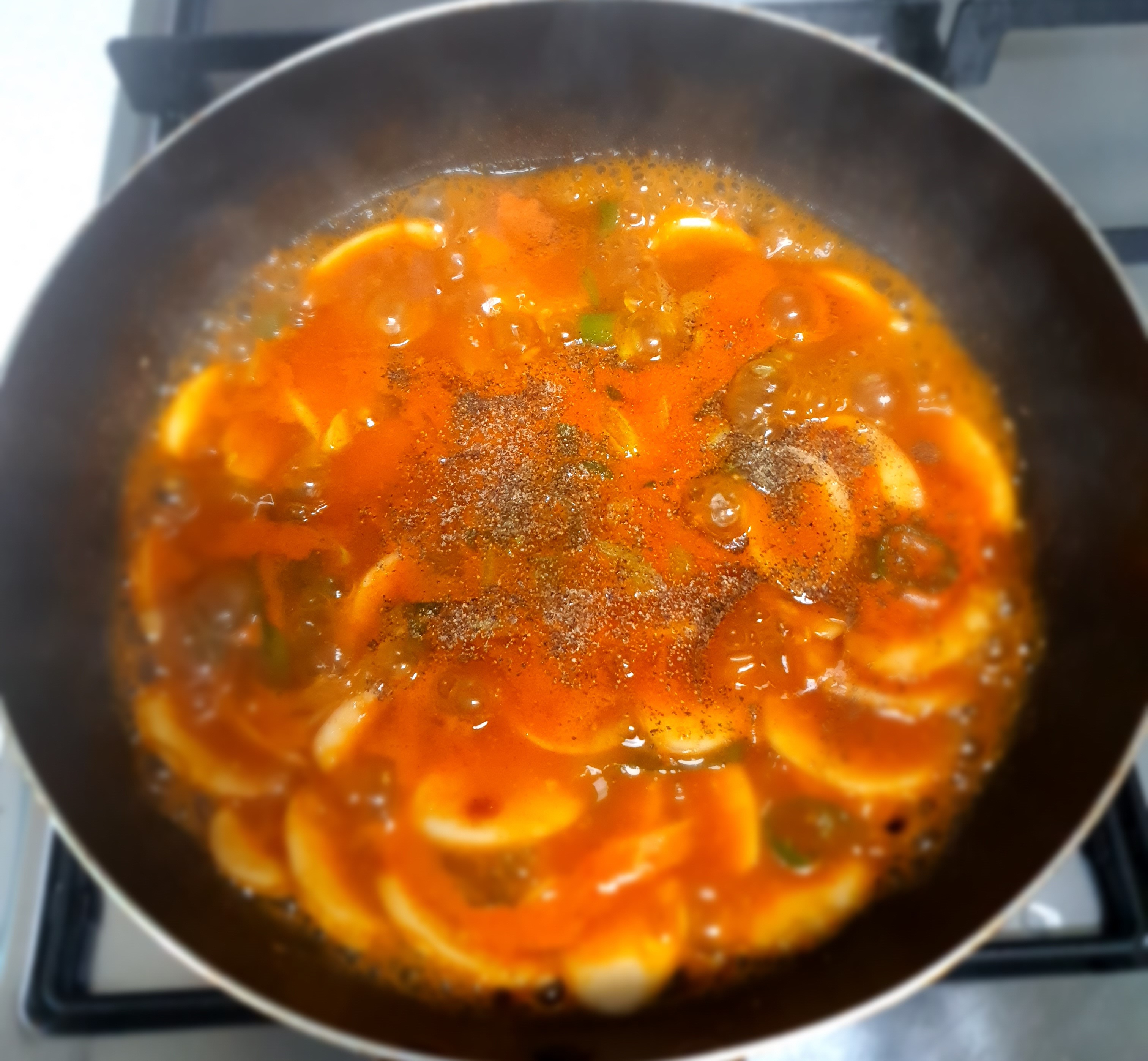 후춧가루는-풍미를-더해줍니다.