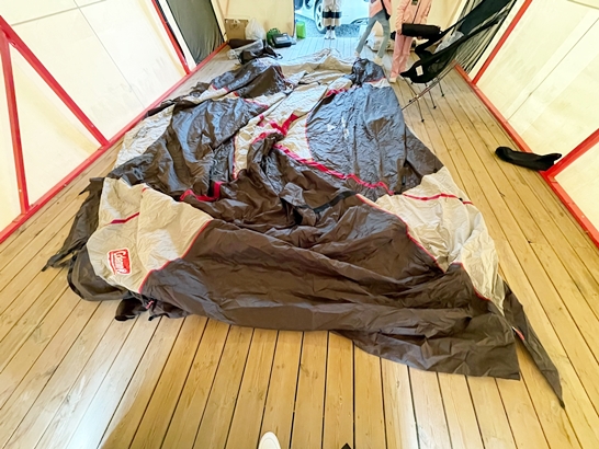 노토스돔-텐트-설치중