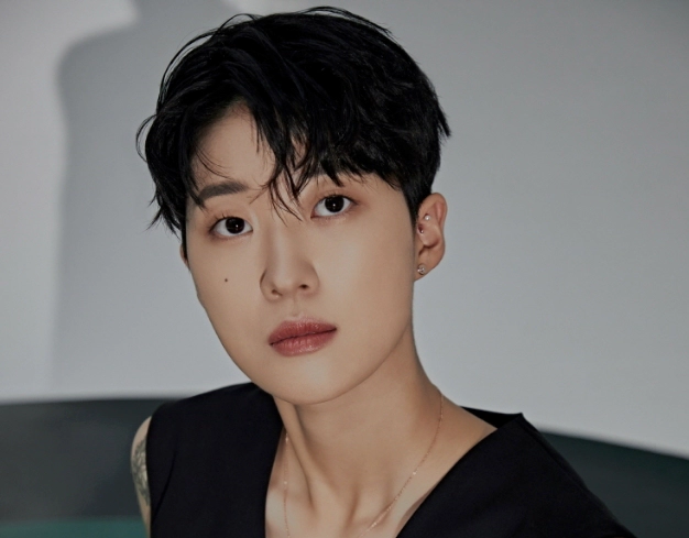 안산 프로필 나이 고향 학력 경력 인스타그램