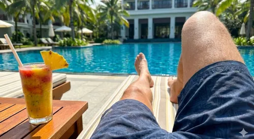 다낭 하얏트 리젠시 리조트 수영장 선베드 휴식