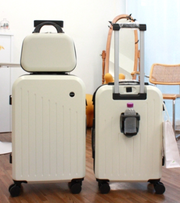 겨울 여행 시 필수 아이템 여행용 가방