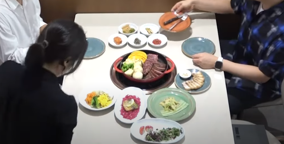 미운우리새끼 배성재 털곰팡이 스테이크 식당