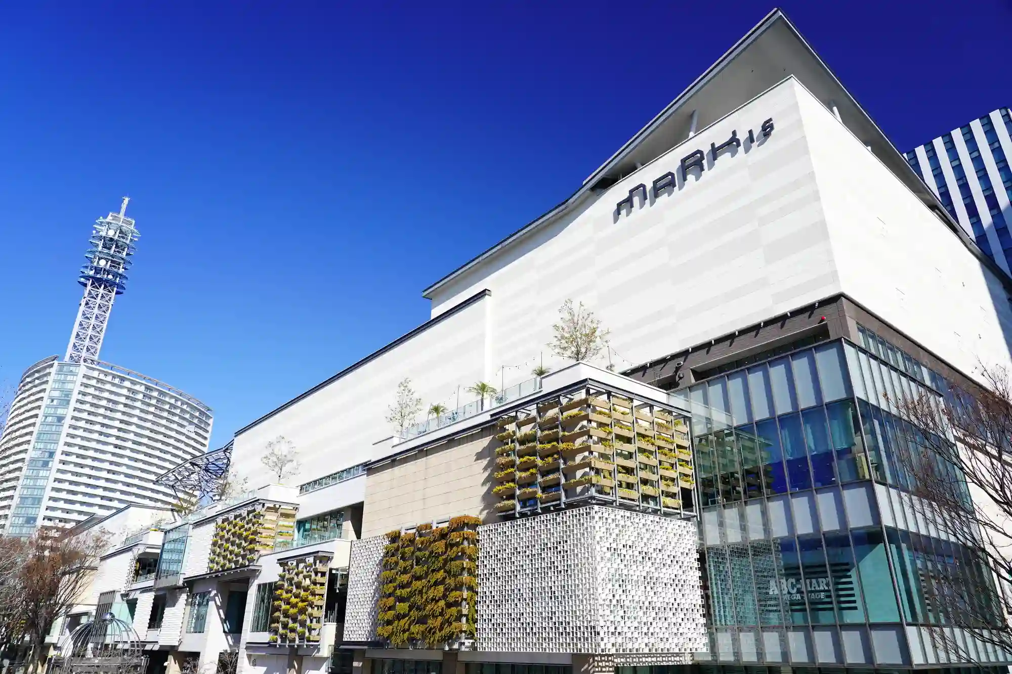 MARK IS 미나토미라이