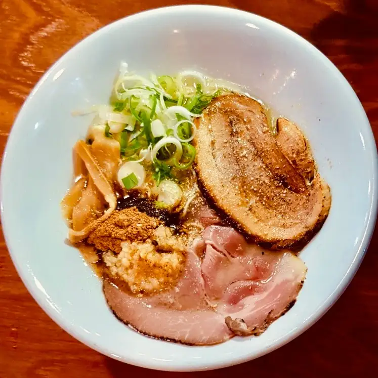 왓쇼이켄-교카이-돈코츠라멘