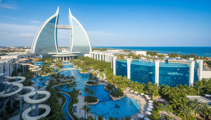 거대한 워터파크 시설을 갖춘 하이난 싼야 아틀란티스 리조트 외관